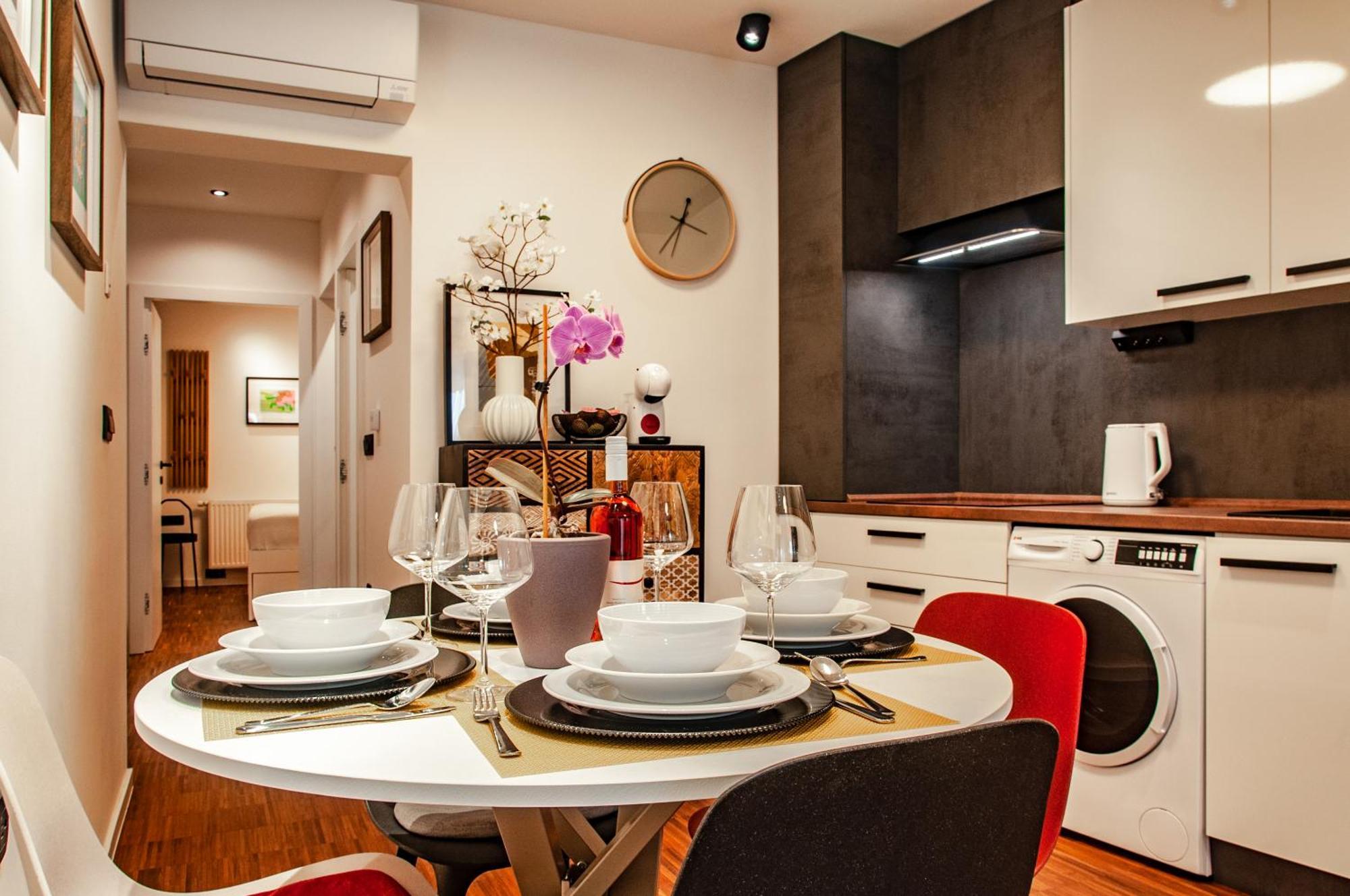 Six In The City Apartment, Λιουμπλιάνα Εξωτερικό φωτογραφία